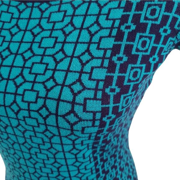 Romeo & Juliet Couture Knit Stretchy Dress Black Blue Geometric Print sz Medium - Picture 4 of 8
